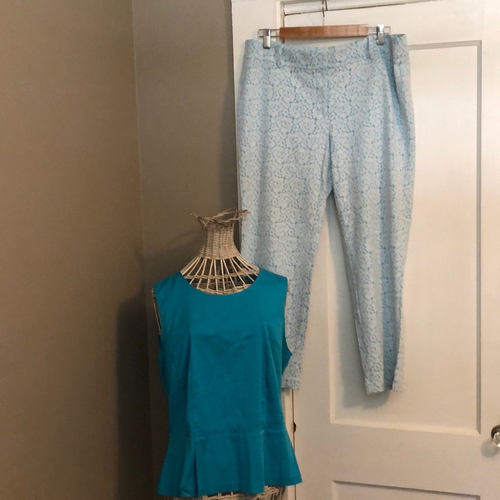 Ann Taylor Peplum Top Turq & Eyelet Capris. Sz 14